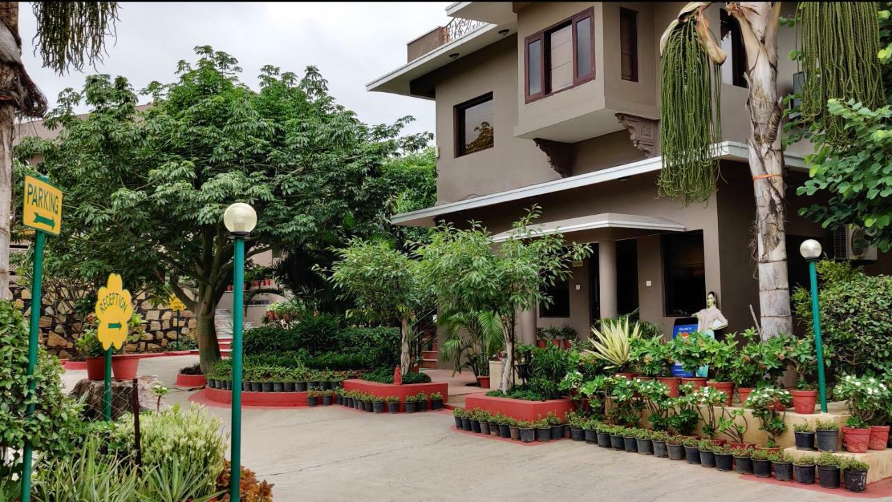 Araliayas Resort & Spa Udaipur Eksteriør bilde